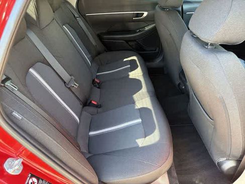 Used 2022 Hyundai Sonata SE image 17