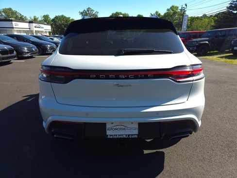 Used 2023 Porsche Macan Turbo AWD/4WD image 6