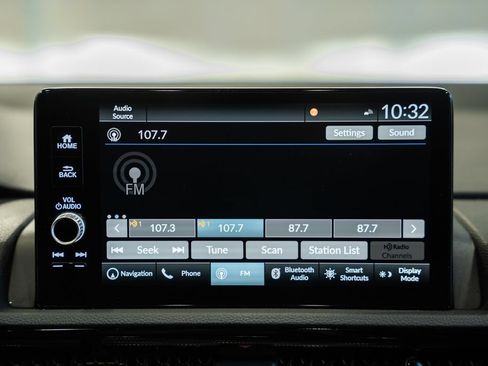 Used 2025 Honda CR-V Sport Touring image 23