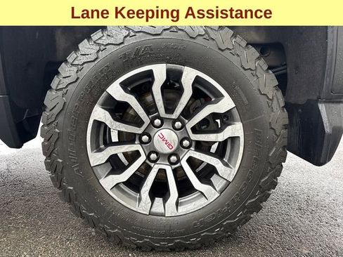 Used 2023 GMC Sierra 1500 AT4 w/ Technology Package image 8