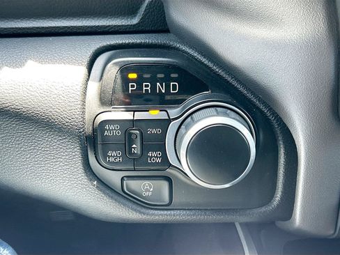 Used 2022 RAM 1500 Big Horn AWD/4WD image 25