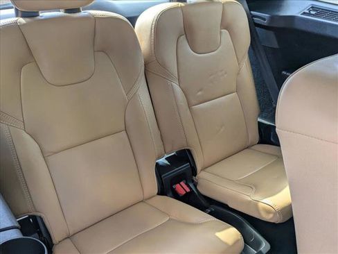 Used 2022 Volvo XC90 T6 Inscription w/ Lounge Package AWD/4WD image 14