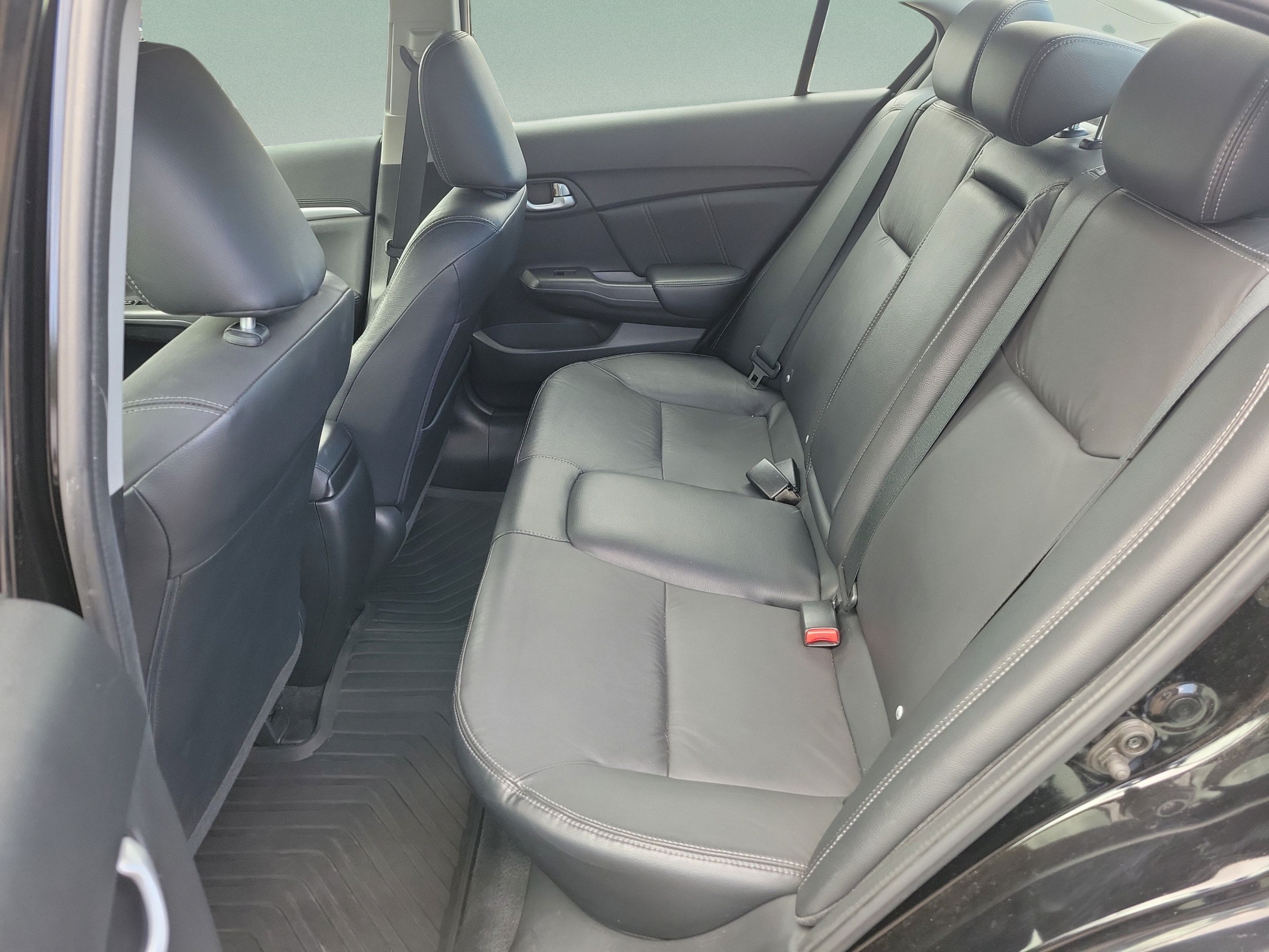 Used 2015 Honda Civic EX-L image 9