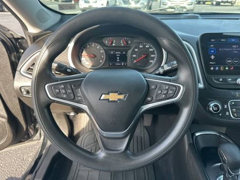 Used 2023 Chevrolet Malibu LT FWD image 13