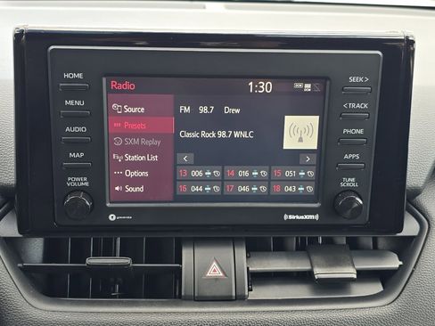 Used 2021 Toyota RAV4 XLE image 16