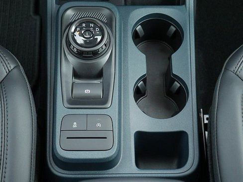 New 2025 Ford Maverick Lariat w/ Black Appearance Package AWD/4WD image 22