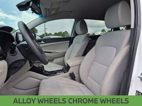 Used 2021 Hyundai Tucson Value FWD image 16
