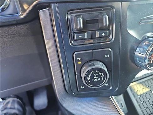 New 2025 Ford F150 Platinum w/ Equipment Group 702A High image 15