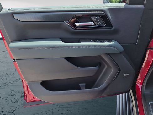 New 2026 GMC Yukon AT4 w/ AT4 Premium Package AWD/4WD image 16