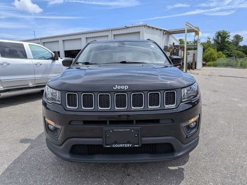 Used 2020 Jeep Compass Latitude AWD/4WD image 8