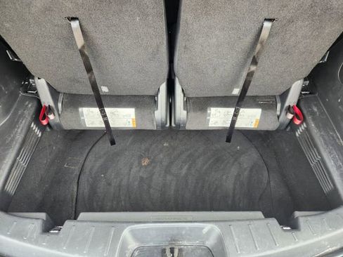 Used 2017 Ford Explorer XLT w/ Equipment Group 201A image 33