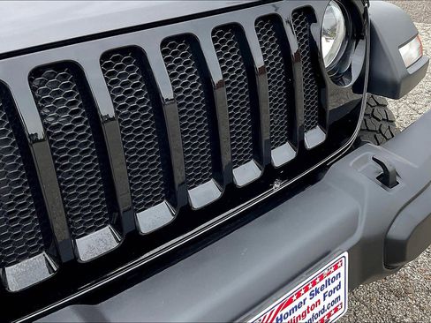 Used 2023 Jeep Wrangler Willys image 26