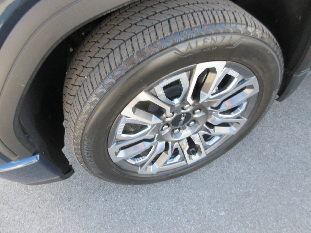 Used 2023 GMC Sierra 1500 Denali Ultimate AWD/4WD image 15