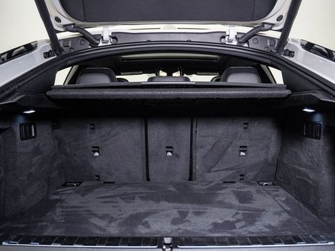 Used 2021 BMW X6 xDrive40i w/ M Sport Package image 28