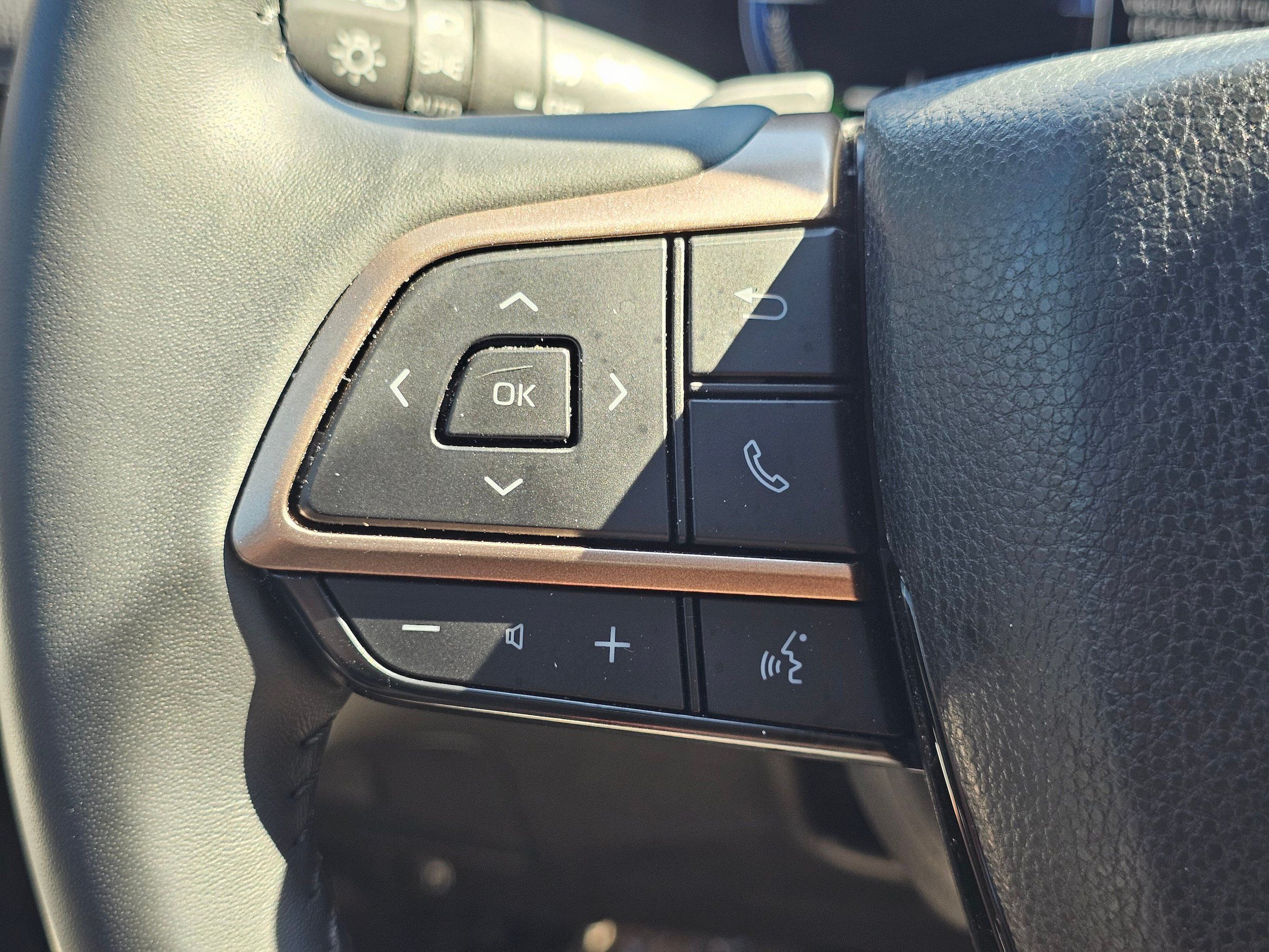 Used 2025 Toyota Grand Highlander AWD Hybrid image 24