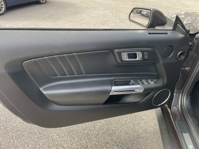 Used 2022 Ford Mustang GT Premium RWD image 19