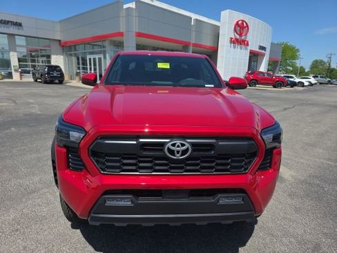 New 2026 Toyota Tacoma TRD Off-Road AWD/4WD image 2