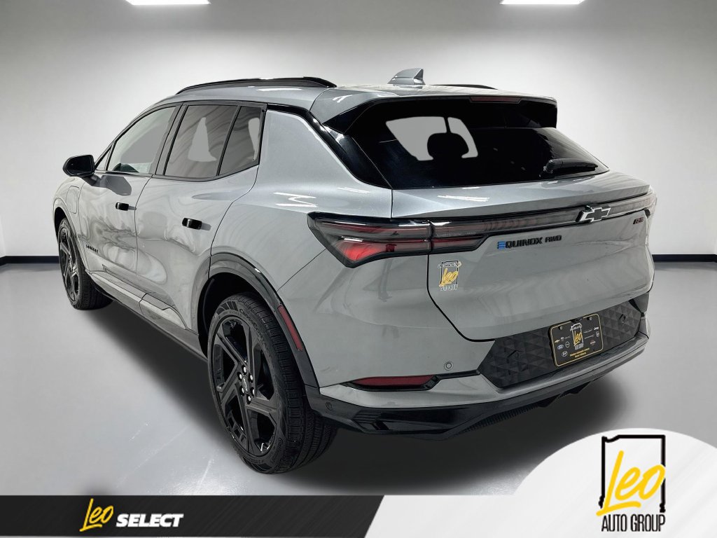Used 2024 Chevrolet Equinox EV RS AWD/4WD image 8