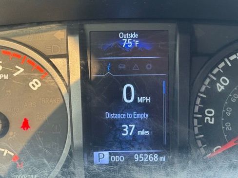 Used 2022 Toyota Tacoma SR image 25