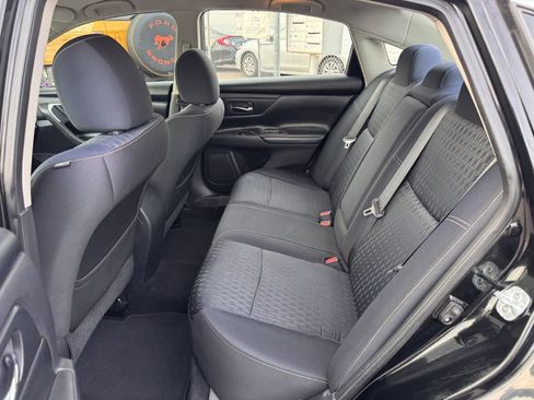 Used 2016 Nissan Altima 2.5 S w/ Power Driver Seat Package image 11