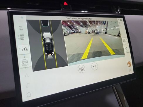 Used 2024 Land Rover Range Rover Evoque S image 19