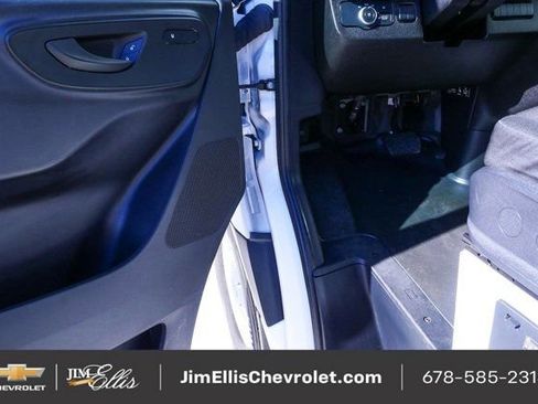 Used 2025 Mercedes-Benz Sprinter 2500 image 11