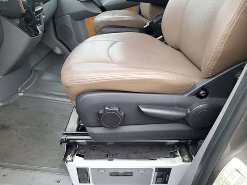 Used 2011 Mercedes-Benz Sprinter 3500 image 28