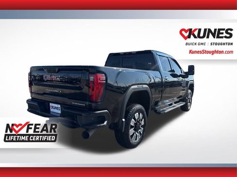 Used 2024 GMC Sierra 2500 Denali w/ Denali Reserve Package image 11