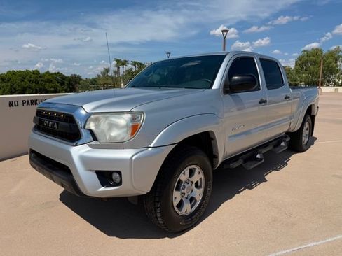 Used 2013 Toyota Tacoma 4x4 Double Cab image 4