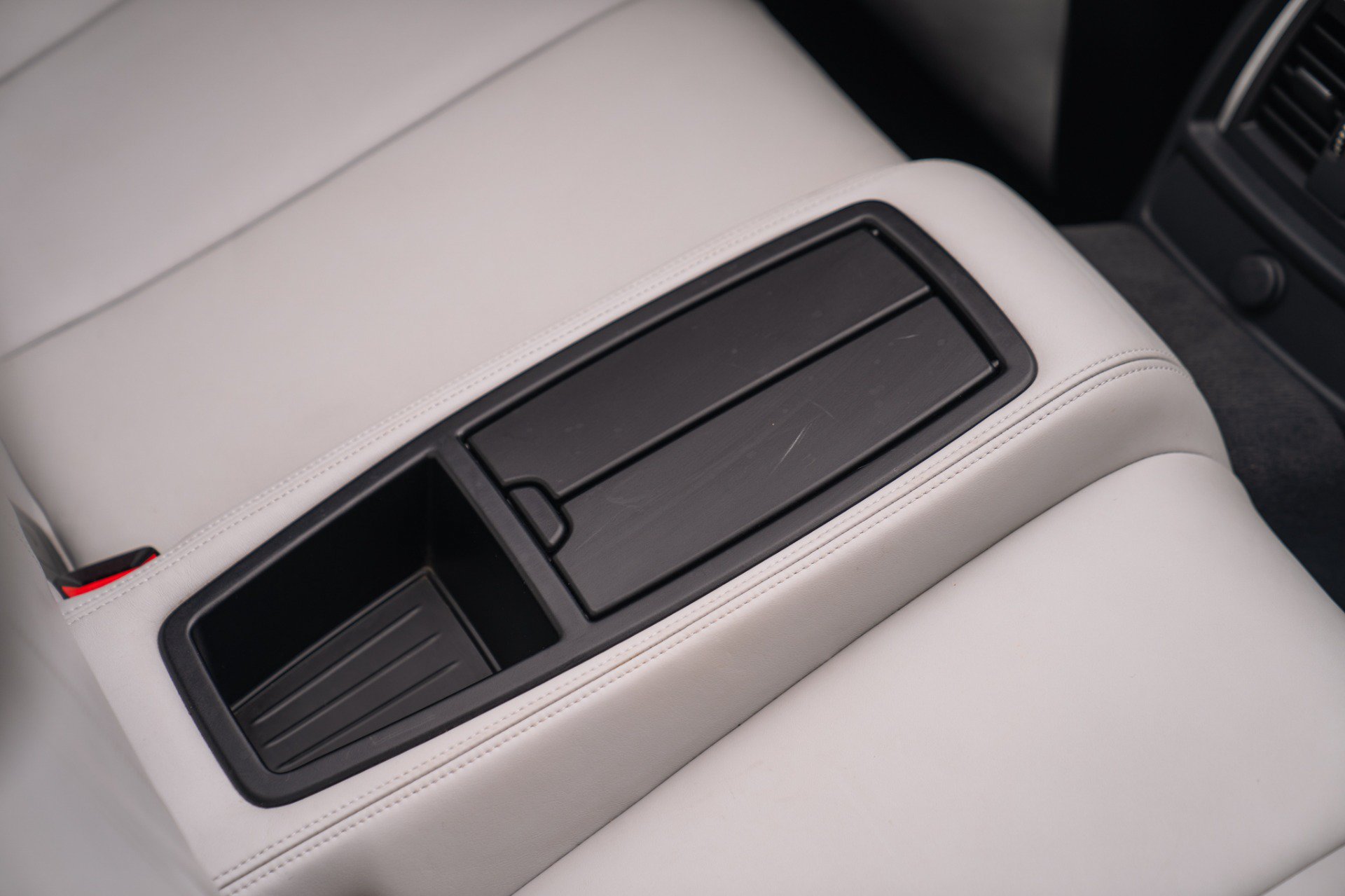 Used 2016 BMW M4 Convertible RWD image 57