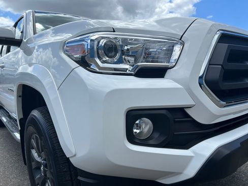 Used 2022 Toyota Tacoma SR5 RWD image 33