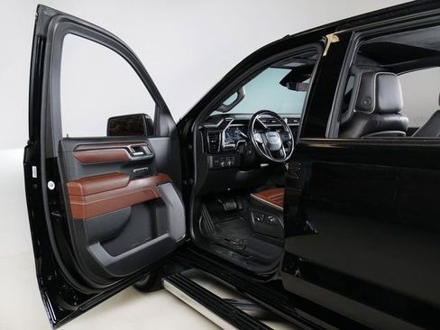 Used 2024 GMC Sierra 1500 Denali Ultimate AWD/4WD image 29