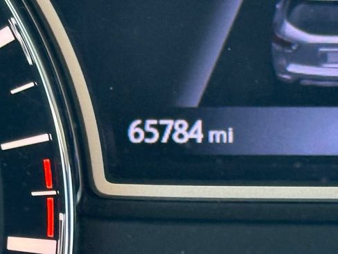 Used 2017 Nissan Pathfinder S FWD image 7