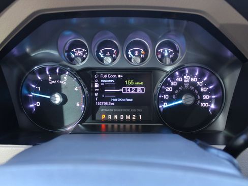 Used 2013 Ford F250 Lariat w/ Lariat Interior Pkg image 8