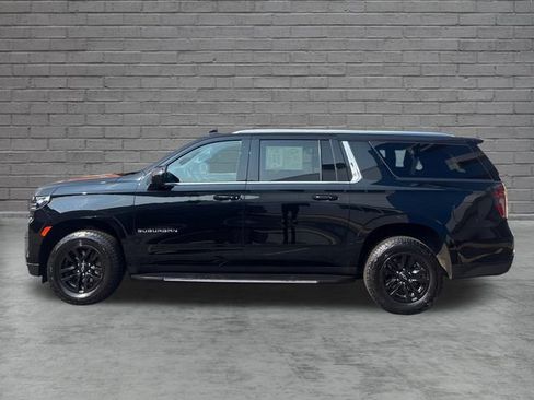 Used 2021 Chevrolet Suburban LS AWD/4WD image 4