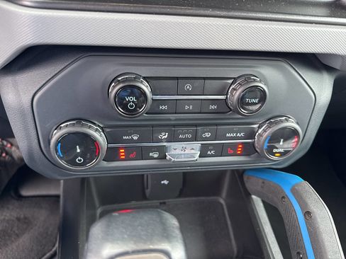 Certified 2022 Ford Bronco Black Diamond image 36