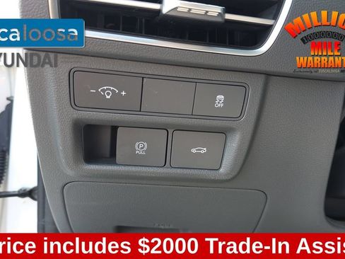 Used 2025 Hyundai Sonata SEL FWD image 14