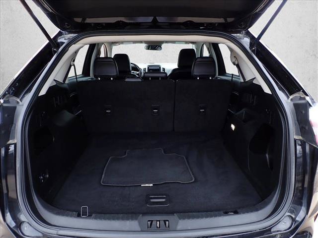 Used 2024 Ford Edge SEL AWD/4WD image 8