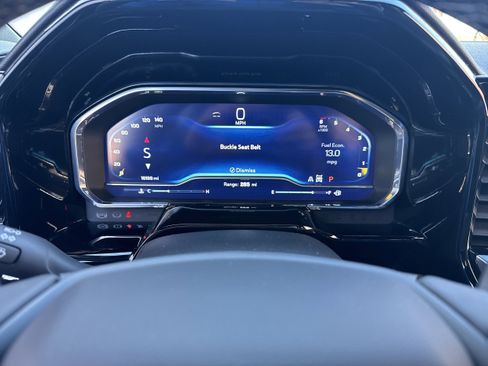 Used 2023 Chevrolet Silverado 1500 High Country w/ High Country Premium Package image 26