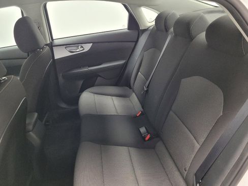 Used 2023 Kia Forte LXS w/ LXS Technology Package FWD image 18