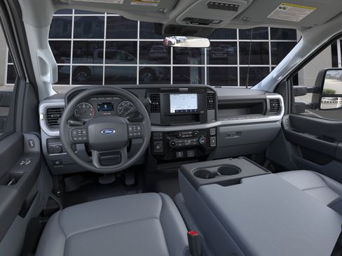 New 2026 Ford F550 2WD Regular Cab Super Duty image 9