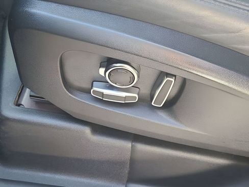 Used 2023 Land Rover Defender 130 First Edition image 26