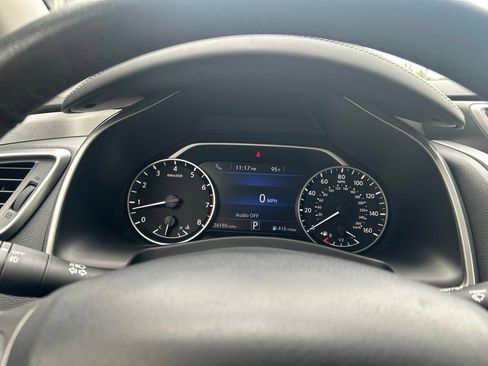 Certified 2023 Nissan Murano SV w/ SV Midnight Edition Package FWD image 18