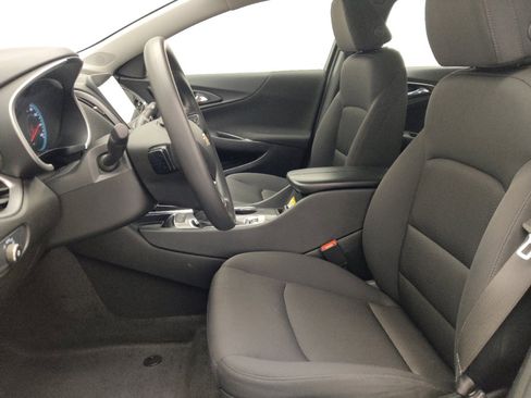 Used 2025 Chevrolet Malibu LT FWD image 16