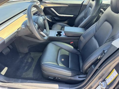 Used 2023 Tesla Model 3 Standard Range RWD image 29