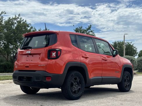 Used 2018 Jeep Renegade Sport w/ Power & Air Group AWD/4WD image 4