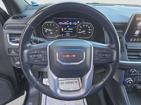 Used 2021 GMC Yukon SLT w/ SLT Premium Package image 13