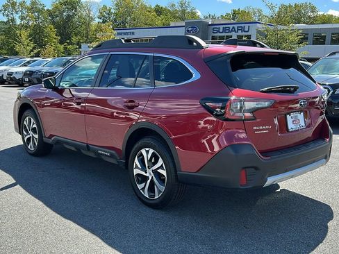 Certified 2022 Subaru Outback Limited image 4
