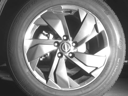 Used 2025 Nissan Rogue SV image 12