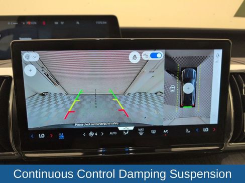 Used 2025 Ford Expedition Platinum w/ Platinum Ultimate Package AWD/4WD image 28